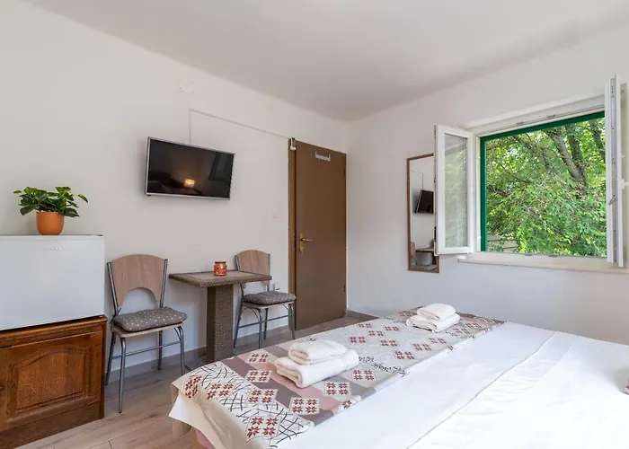 Filomena Bed and Breakfast Τρογκίρ