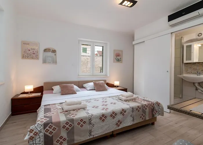 Filomena Nocleg ze śniadaniem Trogir